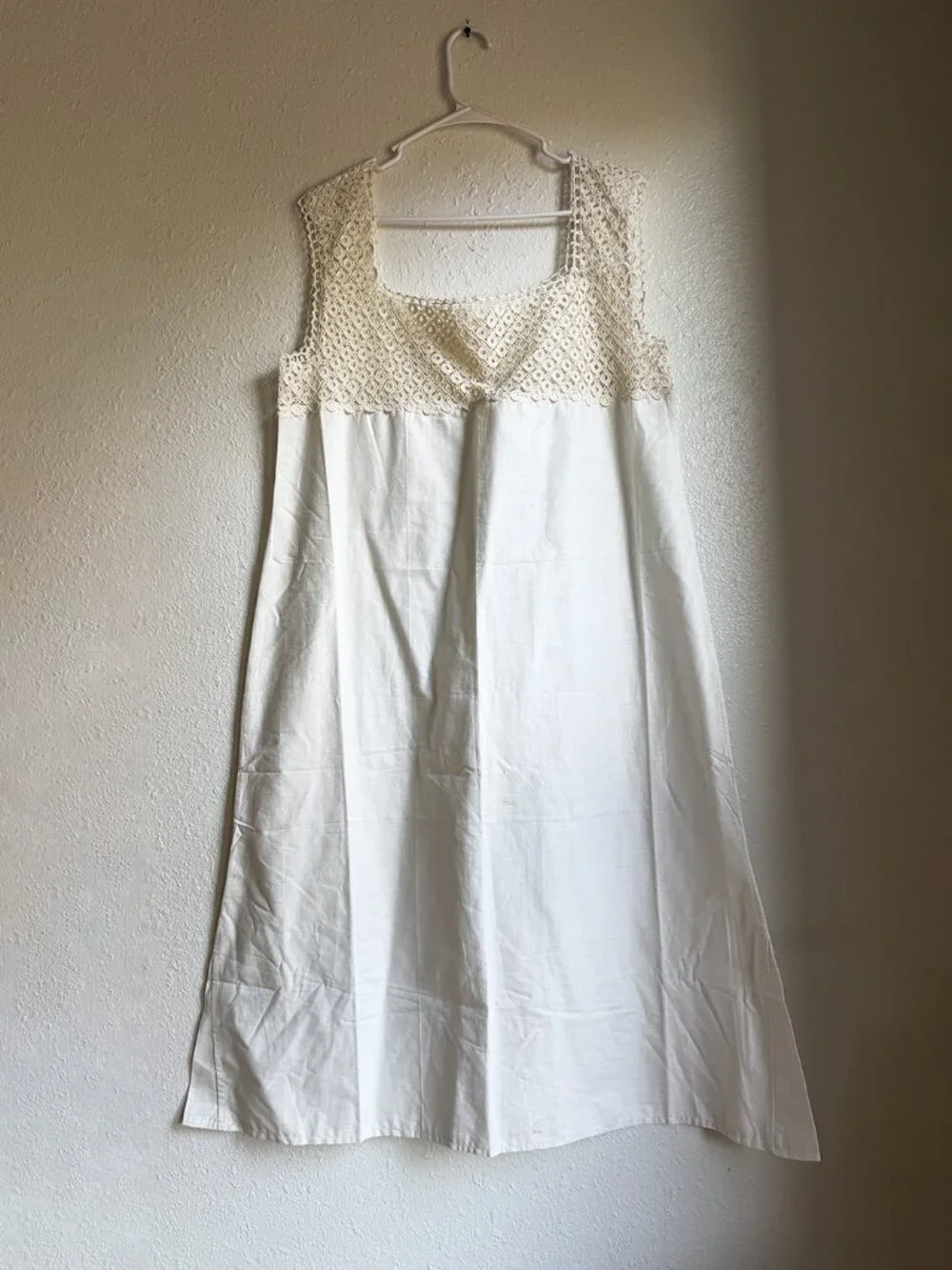Antique 1920's Vintage Lace & Linen Dress - Picture 2 of 7